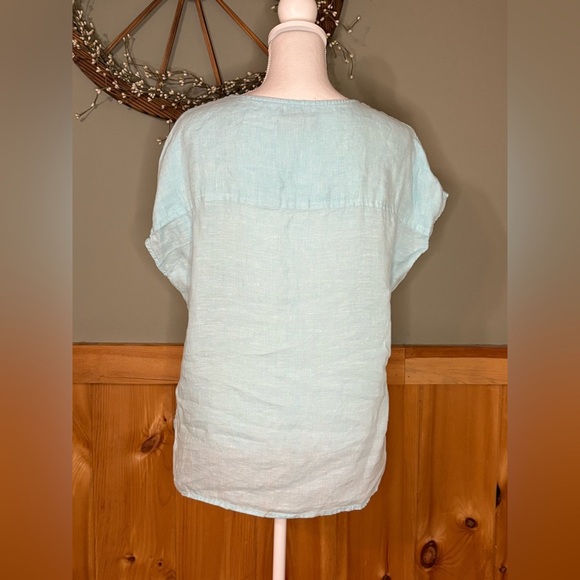 Tahari Sky Blue and White 100% Linen Women's Blouse size M - Picture 8 of 10